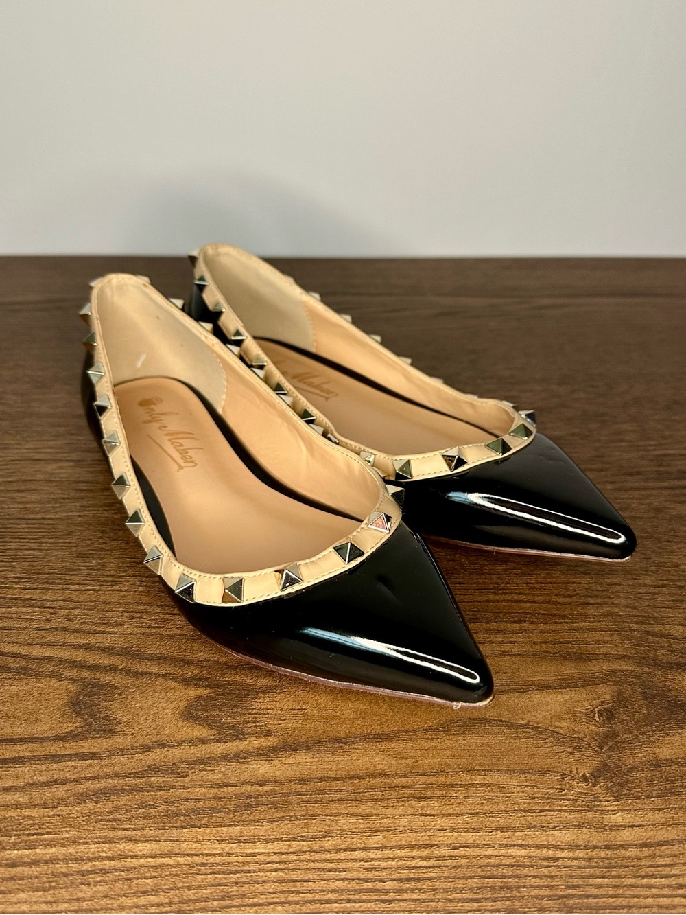 New Only Maker Pointed Flat with Studs Size 8